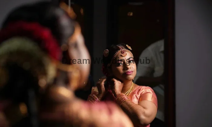 Rajee makeup artist and saree drapist